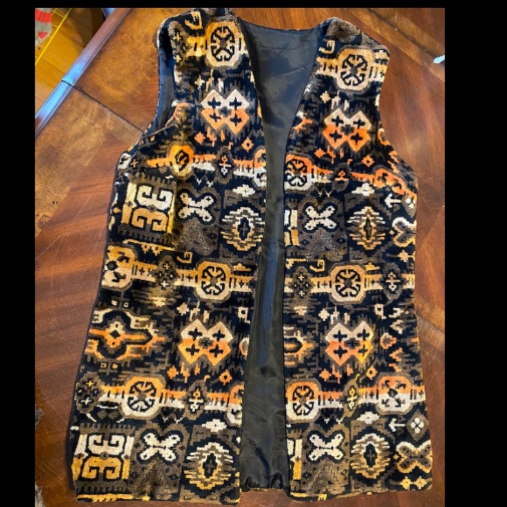 Women's Patterned Vest - Black and Orange